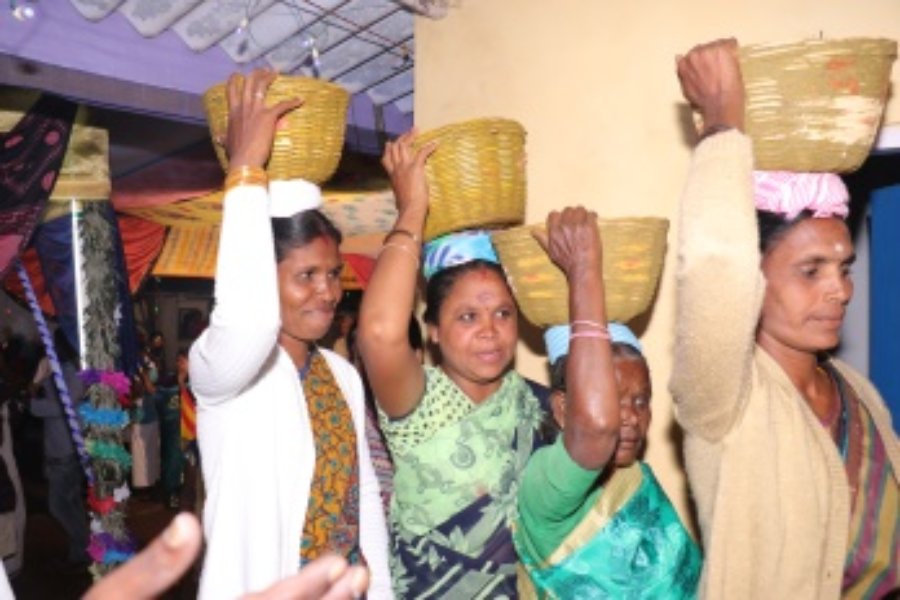 Women performing Rituals Women performing Rituals