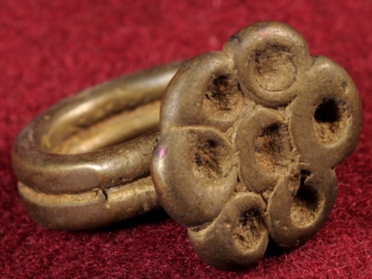 Brass Ring: Traditional Jewelry of the Lambadi Tribe