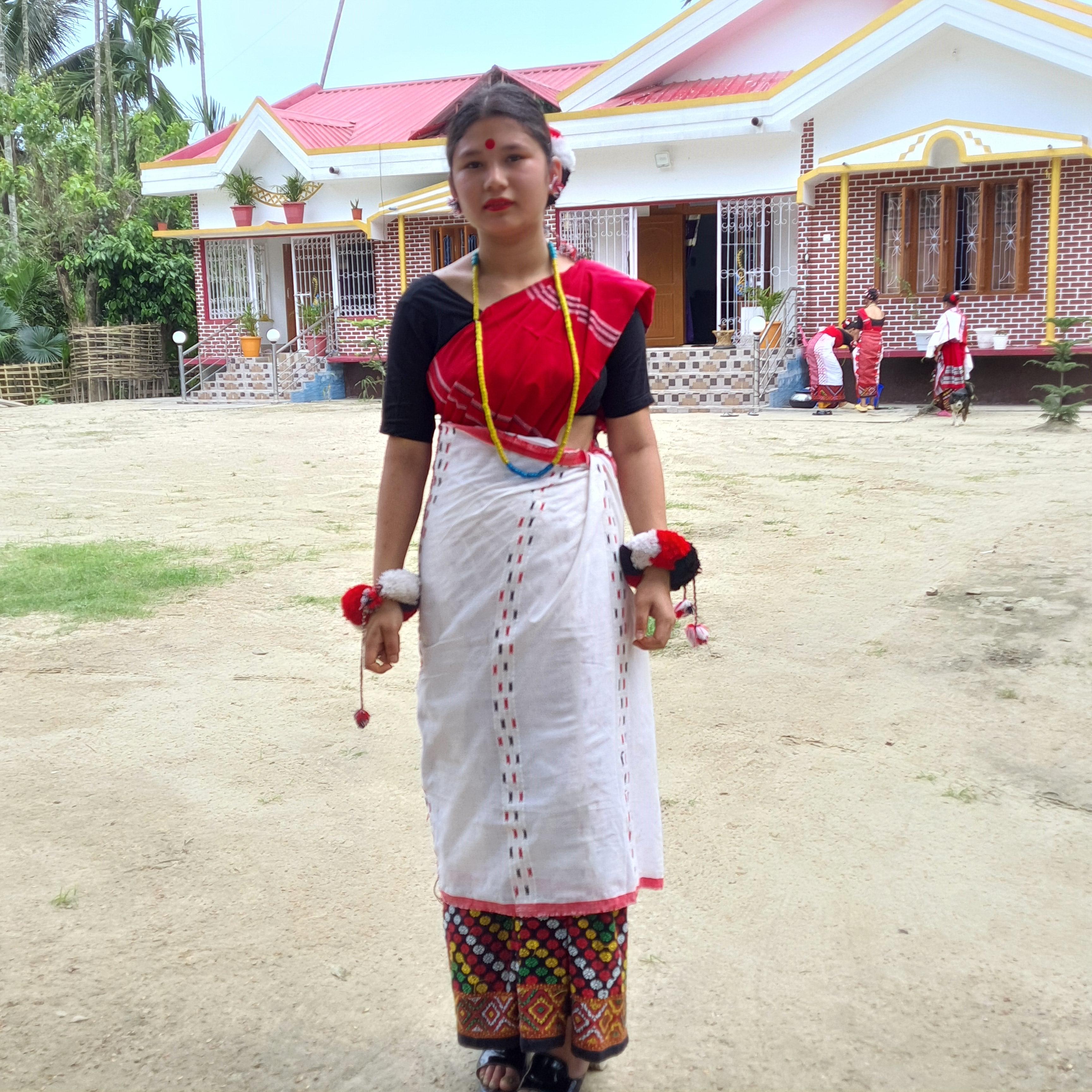 Traditional textiles of Mising Tribe Traditional textiles of Mising Tribe