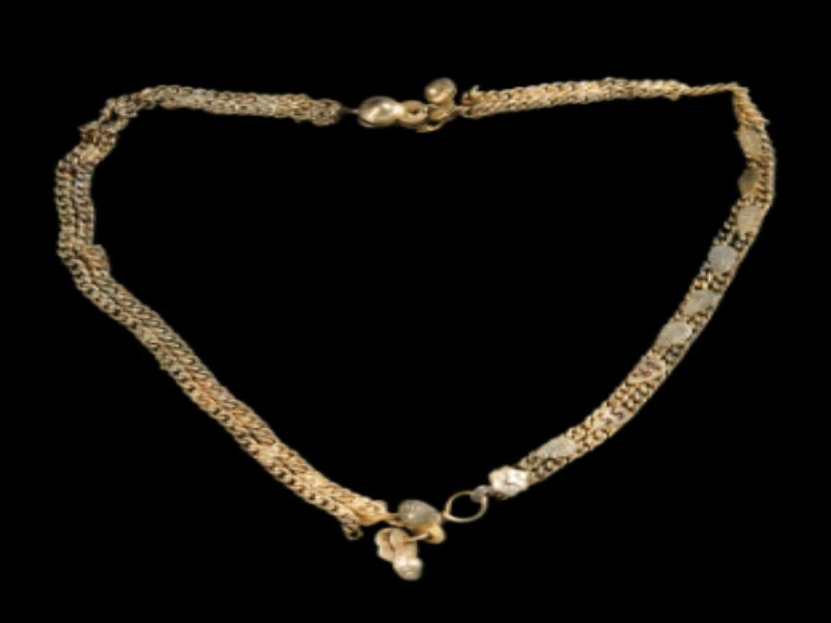 Leaf Motif Anklet Leaf Motif Anklet