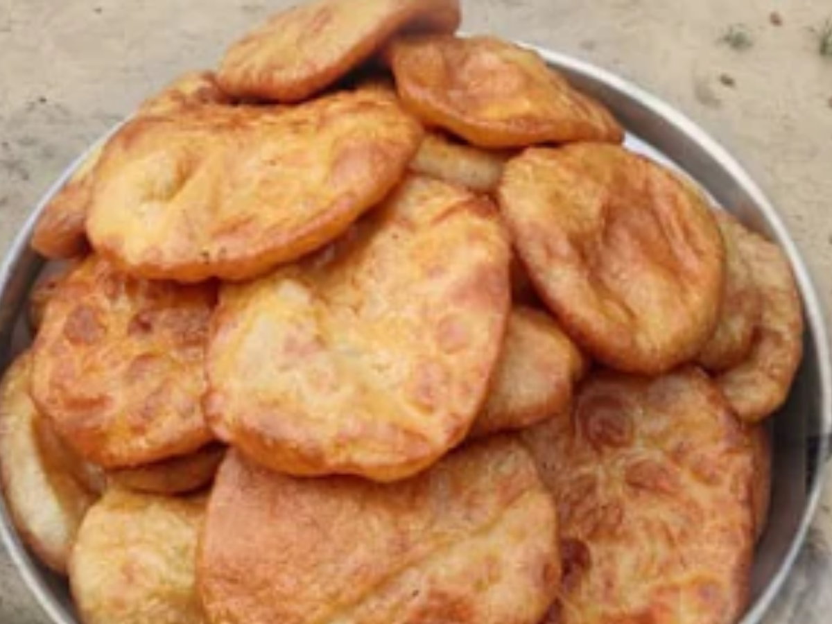 Ingredients in Gur Pitha Ingredients in Gur Pitha