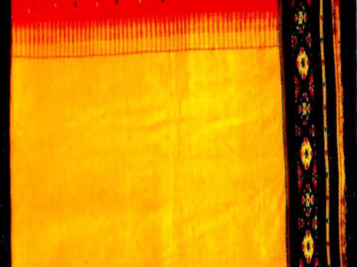 Rikhousa - Traditional textile of Dimasa Tribe Rikhousa - Traditional textile of Dimasa Tribe