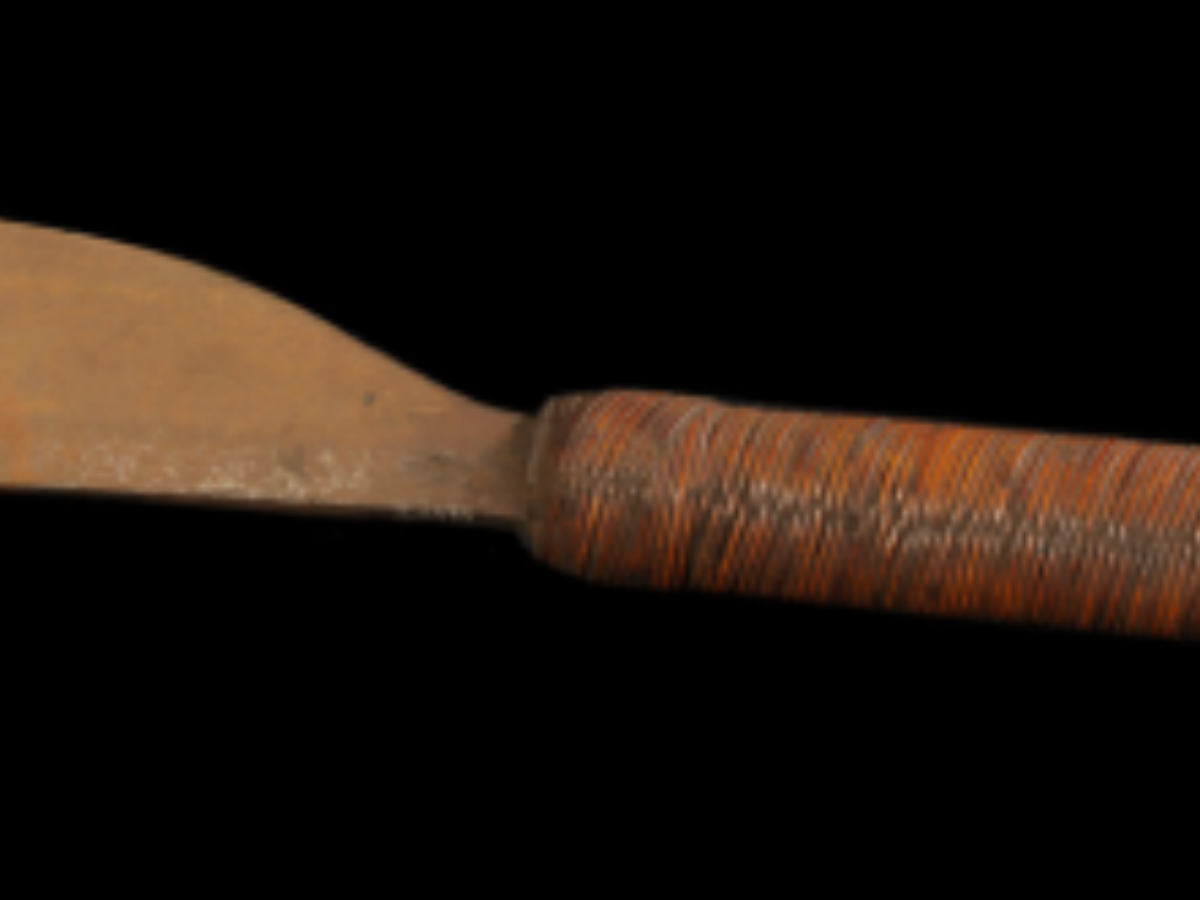 Chang Naga Dao: Traditional Blade of the Chang Tribe Chang Naga Dao: Traditional Blade of the Chang Tribe