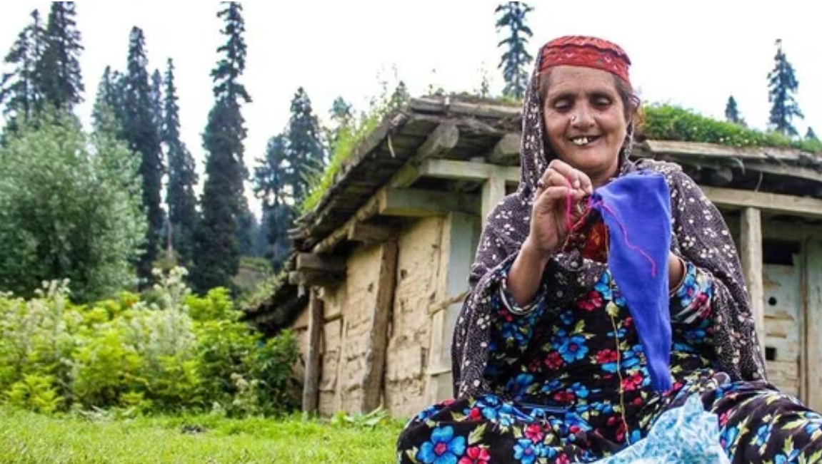 Gujjar, Bakerwal Tribe Woman Gujjar, Bakerwal Tribe Woman