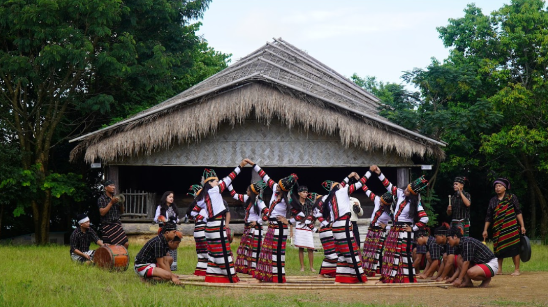 Mizo People doing cultural dance Mizo People doing cultural dance