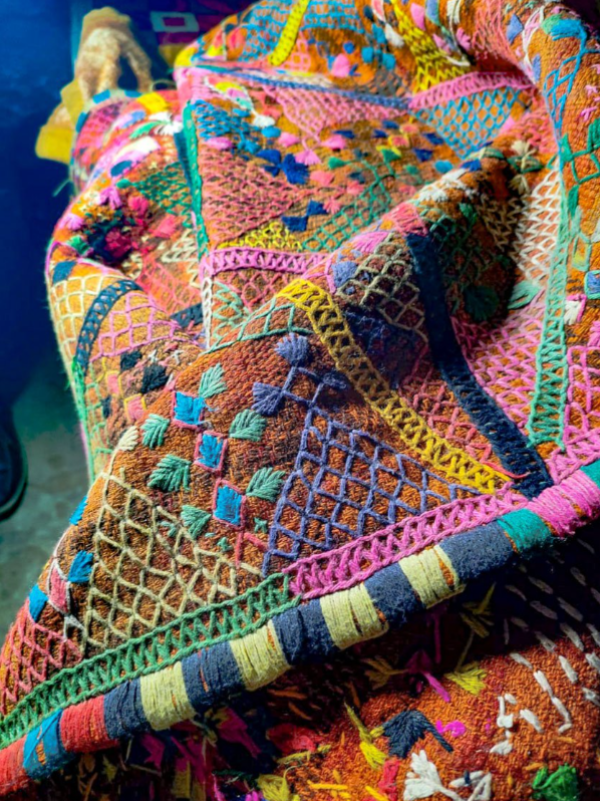 Colorful Loi Colorful Loi