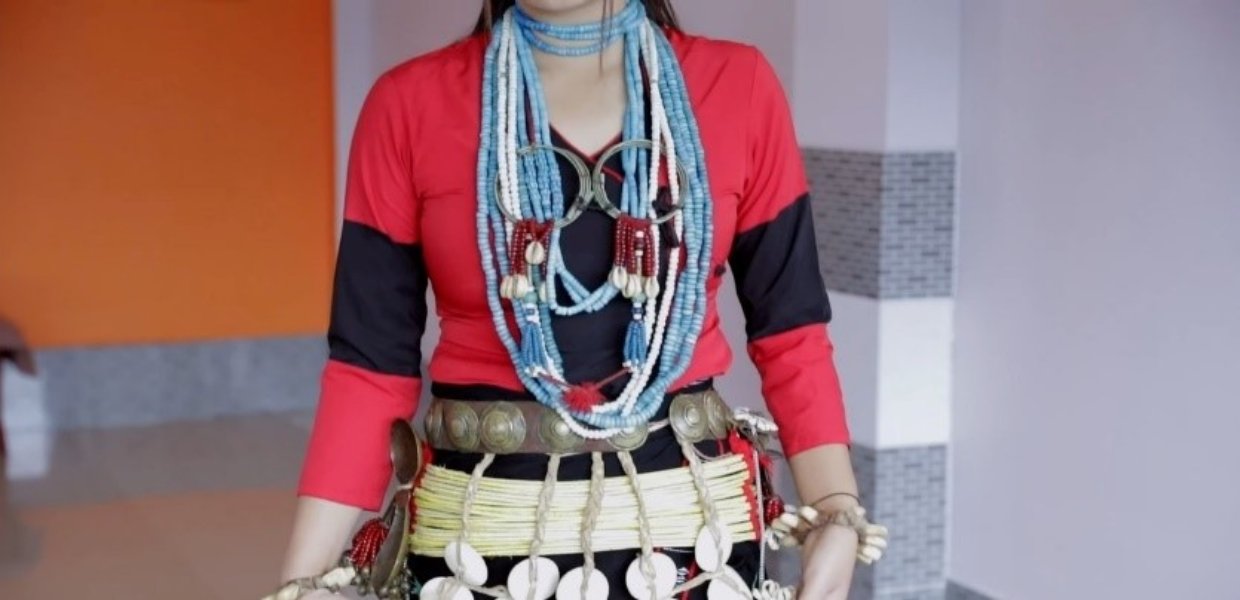 Adi’s Traditional Costume and Jewellery Adi’s Traditional Costume and Jewellery