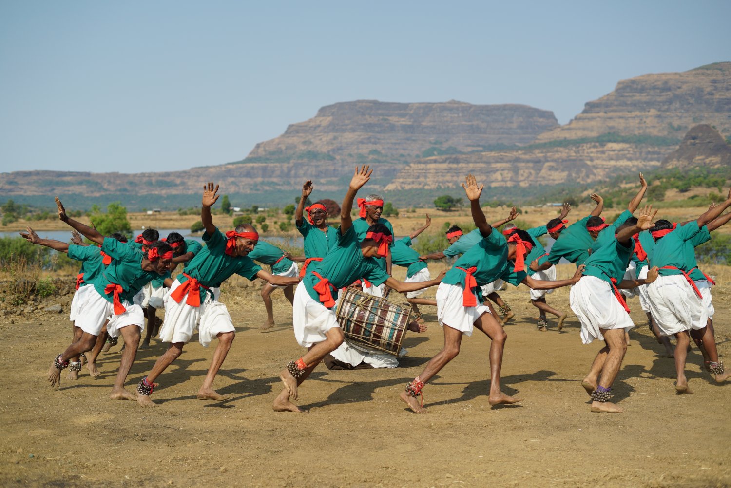KAMBAD DANCE KAMBAD DANCE