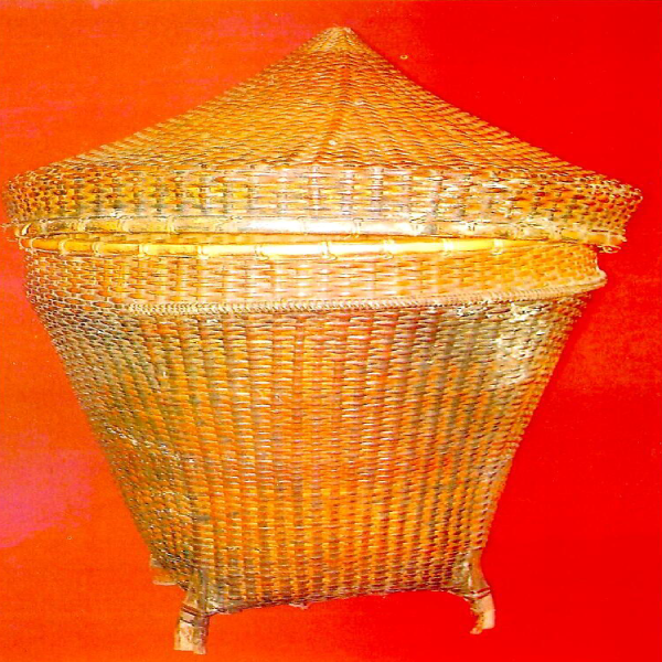 Khailum – Cane Basket with Dome Lid (Dimasa Tribe) Khailum – Cane Basket with Dome Lid (Dimasa Tribe)