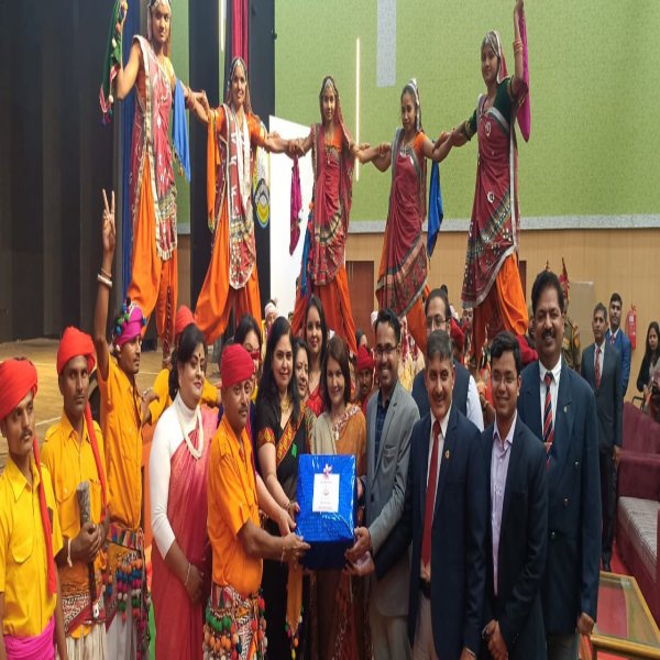 Mr. Rangubhai Rathwa receiving award Mr. Rangubhai Rathwa receiving award
