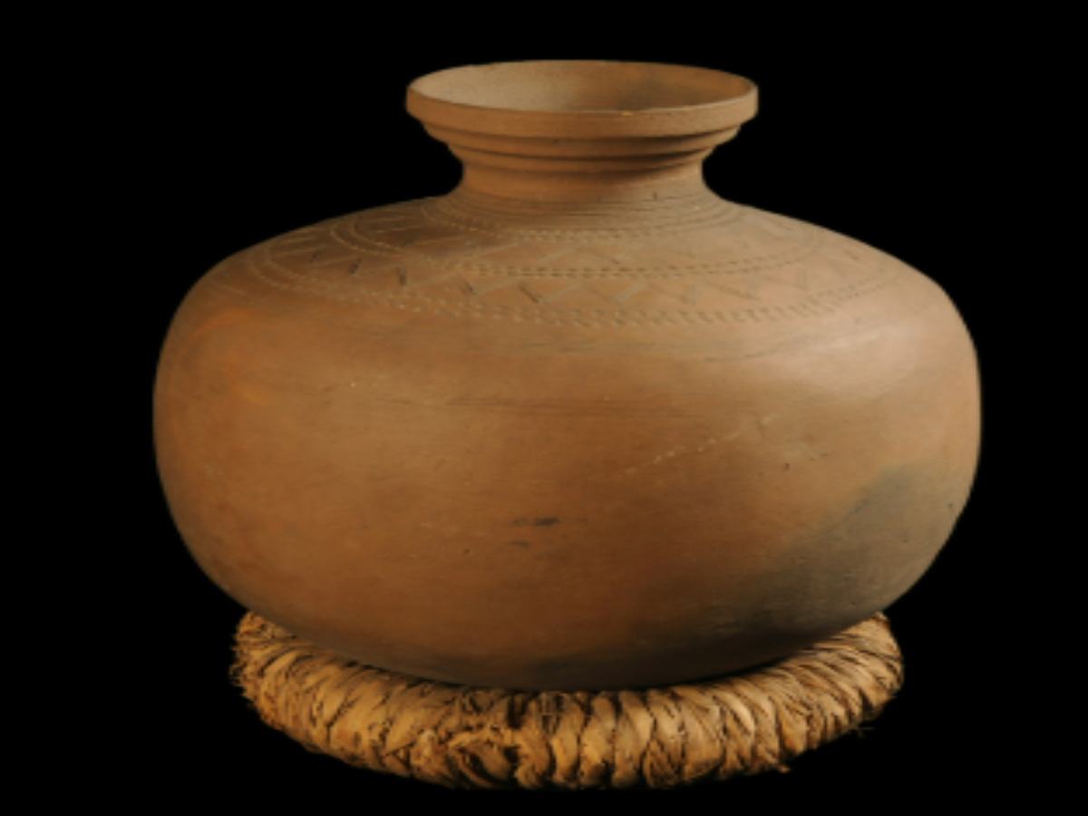 Earthen Baked Clay Pot Earthen Baked Clay Pot